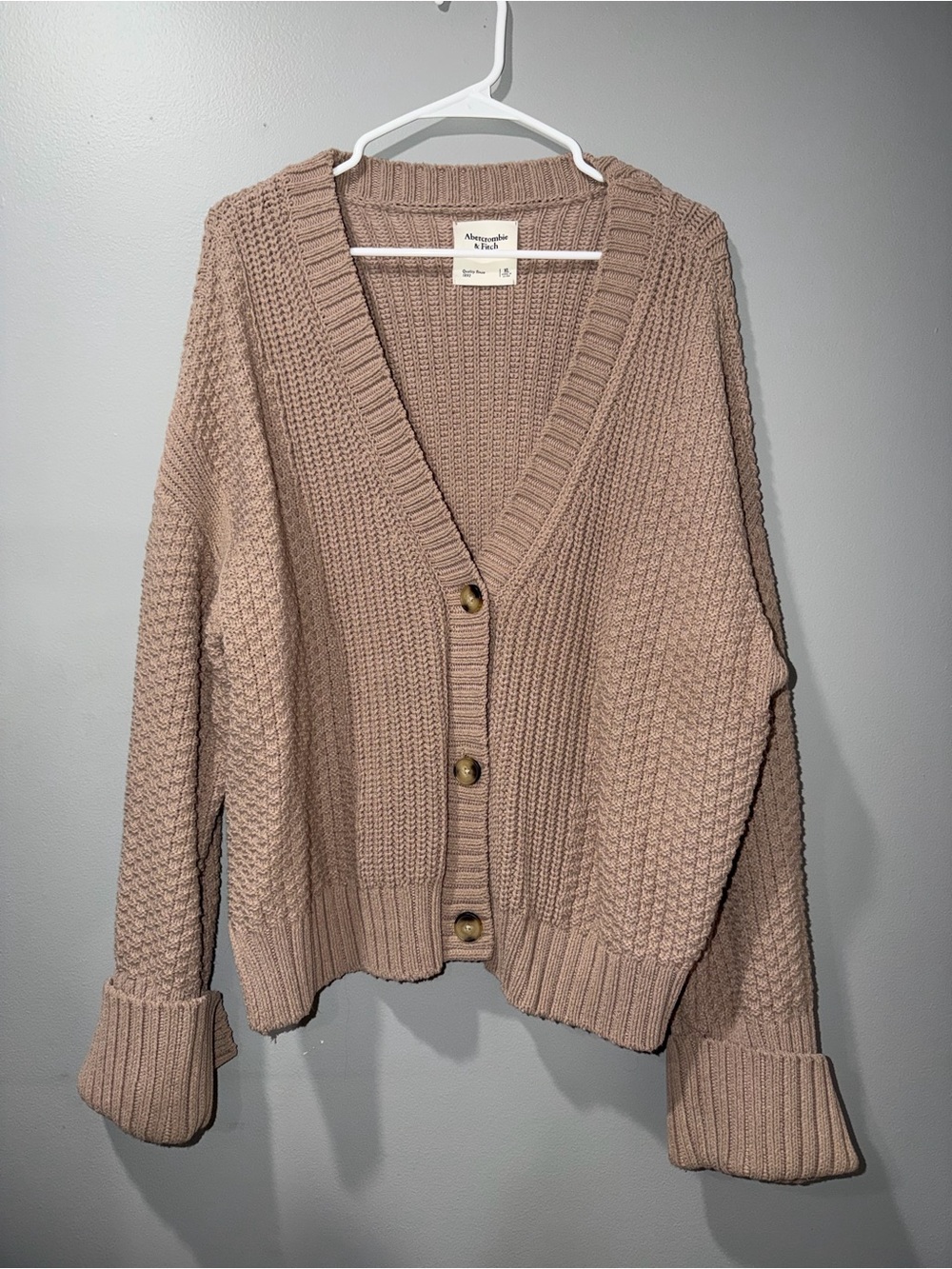 Abercrombie & Fitch Dusty Taupe Chunky V‑Neck Button Cardigan